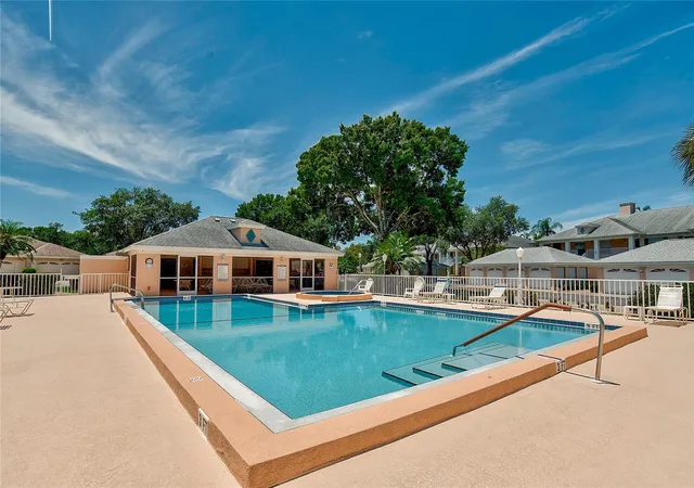 Homes for sale in Bradenton, FL | 4215 Caddie Drive, Bradenton, FL 34203 | Houzeo