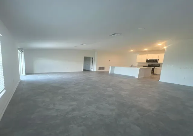 Photo 3 of Single family home for sale at 413 Cedar Key St, Davenport, FL 33837 | MLS# S5141905 | Listing updated on 2026-05-04