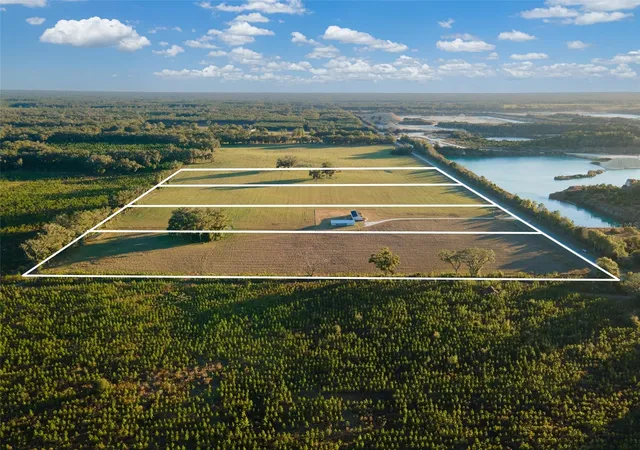 5th image of 001 Nw 202Nd St, Newberry, FL 32669 | MLS# GC536682