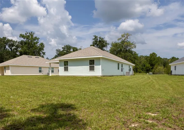 Photo 4 of Single family home for sale at 581 SW Bellflower Dr, Lake City, FL 32024 | MLS# GC536688 | Listing updated on 2026-10-24