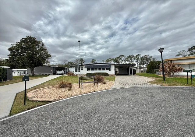 Photo 2 of Manufactured home for sale at 104 Dogwood Trl, Leesburg, FL 34748 | MLS# G5106862 | Listing updated on 2026-10-23