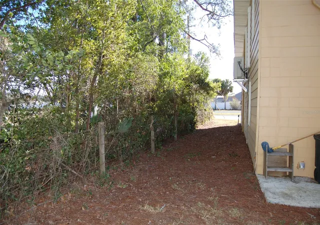 21st image of 223 County Road 466a, Fruitland Park, FL 34731 | MLS# O6374639