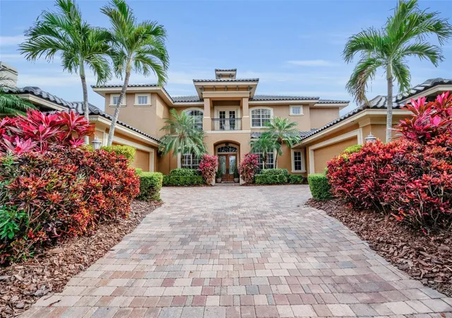 Photo 1 of Mansion for sale at 8871 Silverthorn Rd, Seminole, FL 33777 | MLS# TB8465707 | Listing updated on 2026-09-22