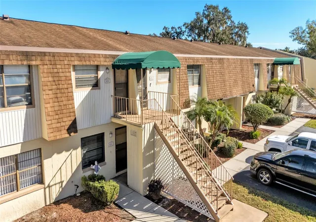 Homes for sale in Mulberry, FL | 6051 Topher Trail, Mulberry, FL 33860 | Houzeo