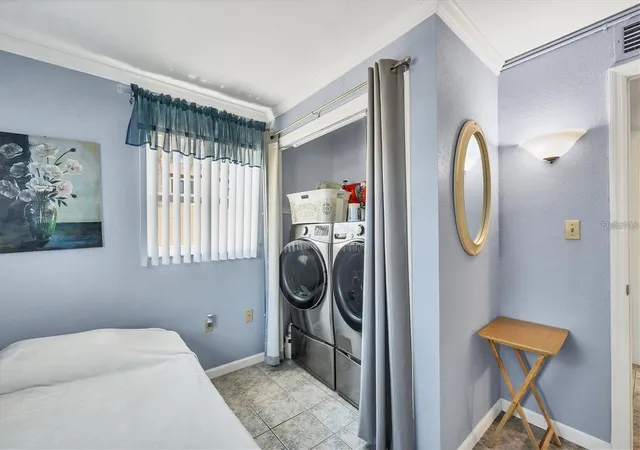 4th image of 460 Base Ave E #113, Venice, FL 34285 | MLS# N6142467