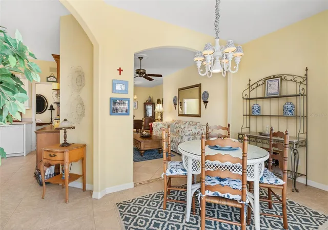 5th image of 905 Barclay Ct, Venice, FL 34293 | MLS# A4678789