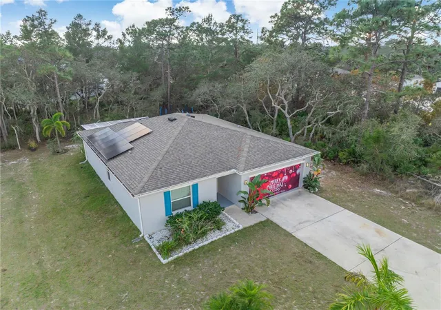Photo 2 of Single family home for sale at 328 Hibiscus Dr, Kissimmee, FL 34759 | MLS# O6374718 | Listing updated on 2026-04-11