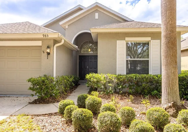 Homes for sale in Lake Mary, FL | 985 Ridgemount Pl, Lake Mary, FL 32746 | MLS# O6374738