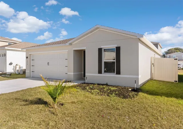 Photo 3 of Single family home for sale at 2059 Kentucky Rd, Sumterville, FL 33585 | MLS# O6374739 | Listing updated on 2026-05-19