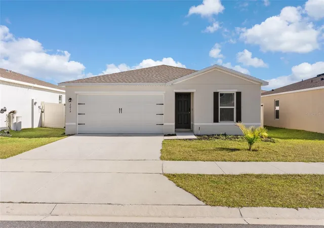 Photo 3 of Single family home for sale at 2059 Kentucky Rd, Sumterville, FL 33585 | MLS# O6374739 | Listing updated on 2026-05-19