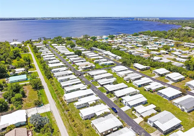 28th image of 24437 Harborview Rd #55, Punta Gorda, FL 33980 | MLS# C7520430