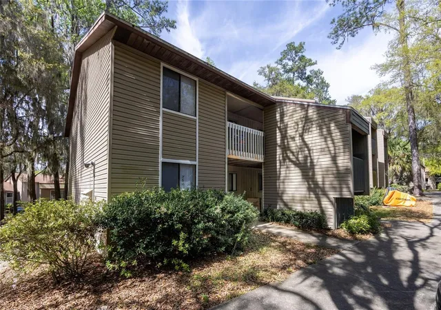 Photo 2 of Condo for sale at 127 Se 16th Avenue #S-105, Gainesville, FL 32601 | MLS# GC536712 | Listing updated on 2026-08-01