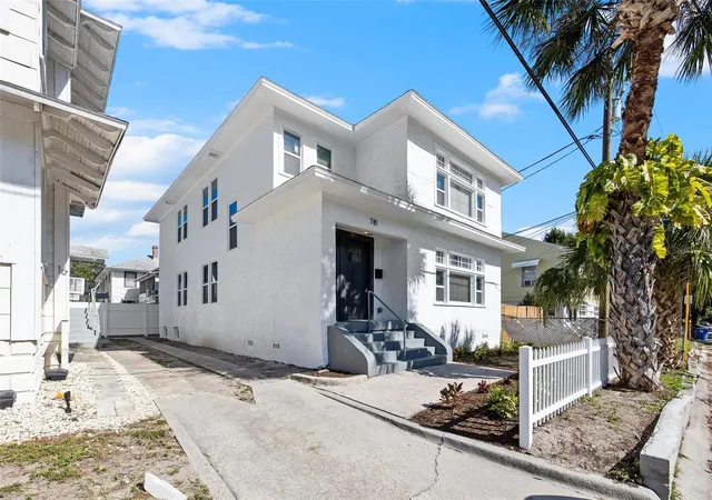 1st image of 781 31st Avenue N, Saint Petersburg, FL 33704 | MLS# TB8465887
