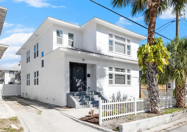 2nd image of 781 31st Avenue N, Saint Petersburg, FL 33704 | MLS# TB8465887