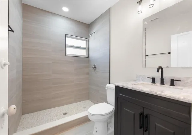 25th image of 781 31st Avenue N, Saint Petersburg, FL 33704 | MLS# TB8465887