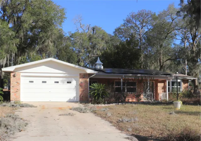 28th image of 401 S Pine Ave, Inverness, FL 34452 | MLS# A4678817