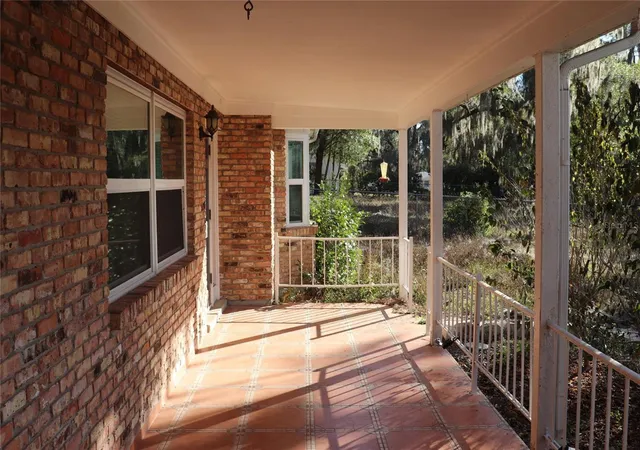 3rd image of 401 S Pine Ave, Inverness, FL 34452 | MLS# A4678817