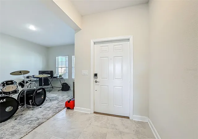 Photo 3 of Single family home for sale at 4900 Lotta Ct, St Cloud, FL 34772 | MLS# O6374765 | Listing updated on 2026-05-27