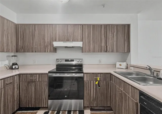 Photo 3 of Condo for sale at 14049 Fairway Is Dr #122, Orlando, FL 32837 | MLS# S5141986 | Listing updated on 2026-07-02