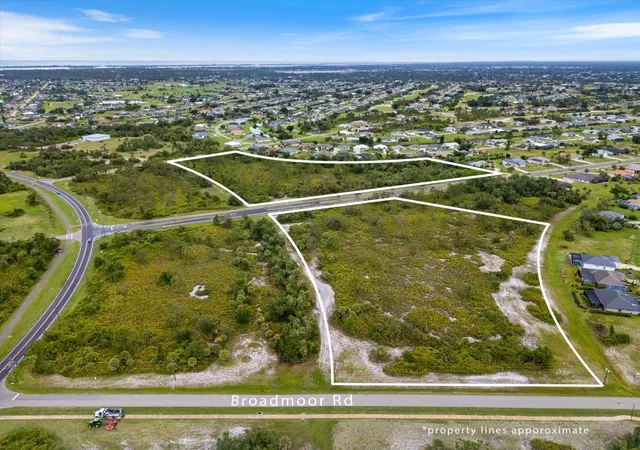 Photo 2 of Land for sale at 151 Rotonda Blvd N, Rotonda West, FL 33947 | MLS# C7520452 | Listing updated on 2026-09-17
