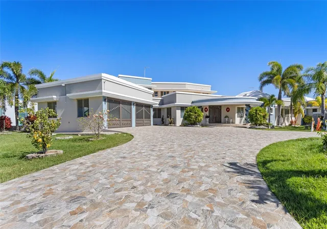 Photo 2 of Mansion for sale at 10 Urb Mirador Del Cielo, Isabela, PR 00662 | MLS# PR9118617 | Listing updated on 2026-09-12