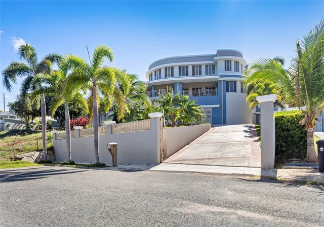 Photo 4 of Single family home for sale at 10 Urb Mirador Del Cielo, Isabela, PR 00662 | MLS# PR9118617 | Listing updated on 2026-09-12