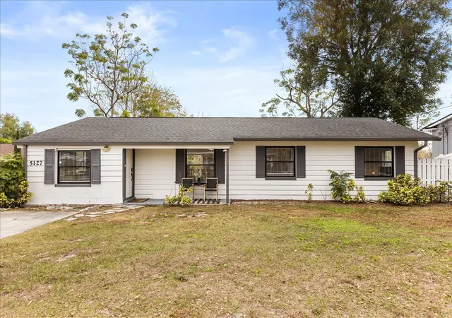 Photo 1 of Single family home for sale at 5127 Glasgow Ave, Orlando, FL 32819 | MLS# S5142035 | Listing updated on 2026-07-17