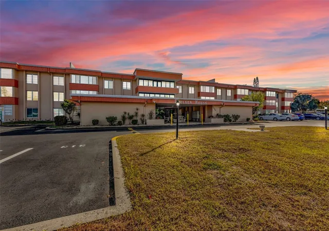 Photo 2 of Condo for sale at 2290 Aaron St #109, Port Charlotte, FL 33952 | MLS# C7520465 | Listing updated on 2026-09-17