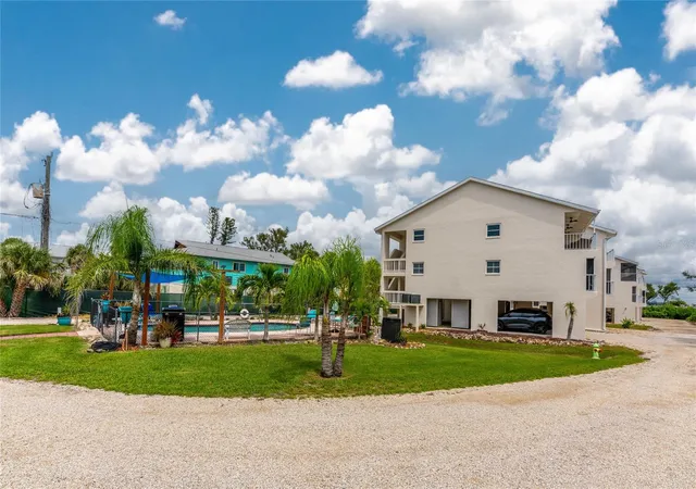 3rd image of 5031 N Beach Rd #222, Englewood, FL 34223 | MLS# D6145693