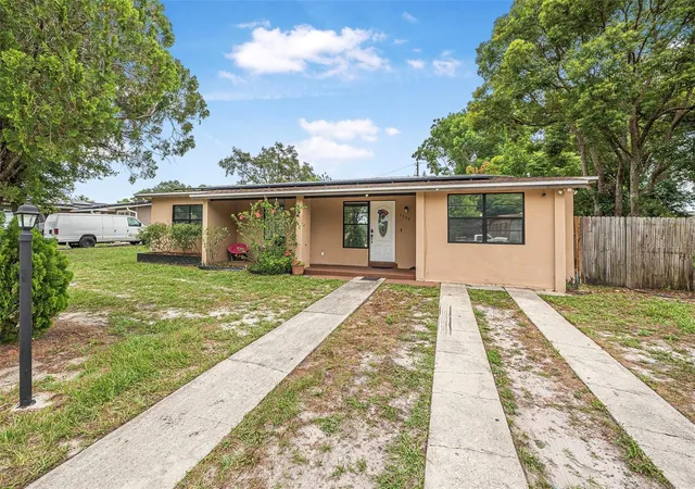 Homes for sale in Deltona, FL | 1333 E Lombardy Dr, Deltona, FL 32725 | MLS# FC315421