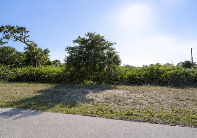Photo 1 of Land for sale at 10137 Gasparilla Rd, Placida, FL | MLS# TB8466127 | Listing updated on 2026-10-13
