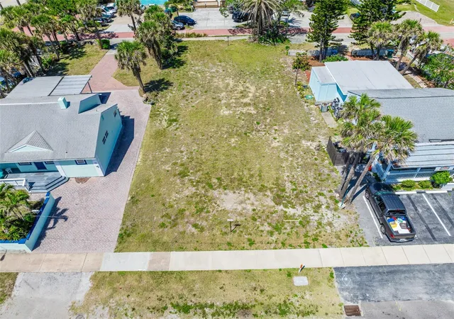 4th image of 118 N Atlantic, Cocoa Beach, FL 32931 | MLS# V4946840
