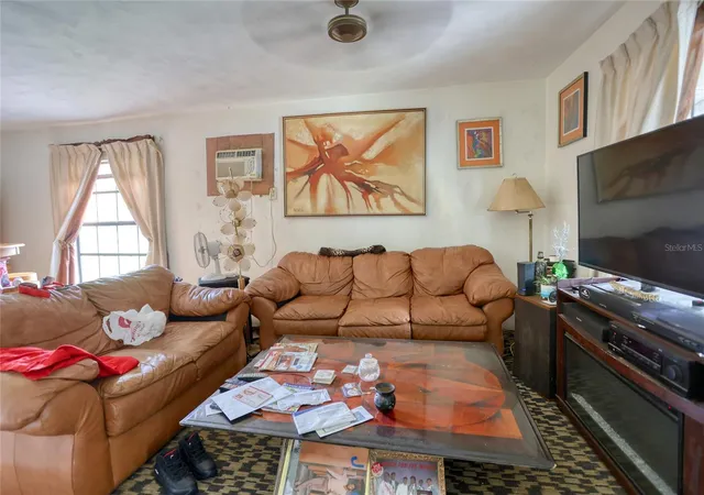 Homes for sale in Daytona Beach, FL | 538 Loomis Ave, Daytona Beach, FL 32114 | MLS# O6375014