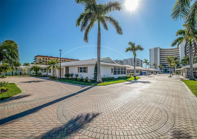 Homes for sale in Sarasota, FL | 6300 Midnight Pass Rd #21, Sarasota, FL 34242 | MLS# A4678951