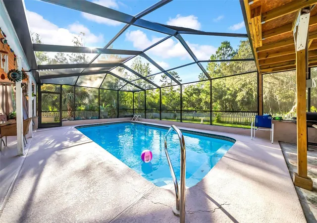 Photo 4 of Single family home for sale at 10323 Saranac Trl, Hudson, FL 34667 | MLS# TB8466261 | Listing updated on 2026-08-01