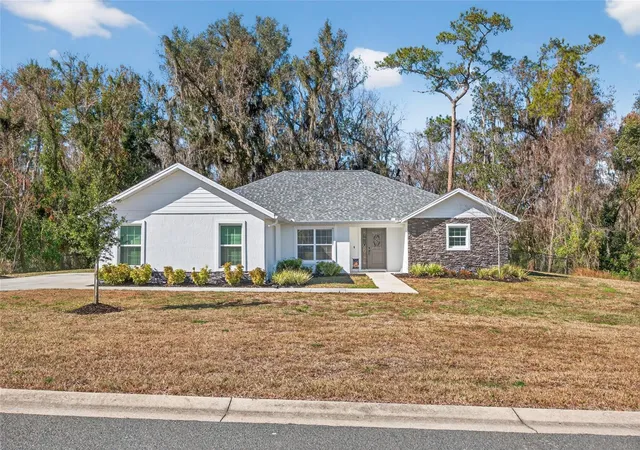 2nd image of 10160 Se 41st Ave, Belleview, FL 34420 | MLS# OM716958