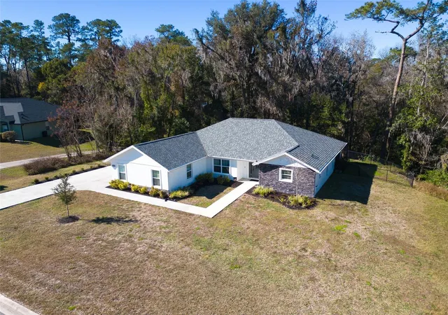 1st image of 10160 Se 41st Ave, Belleview, FL 34420 | MLS# OM716958