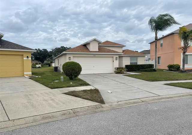 3rd image of 1530 Ocean Reef Rd, Wesley Chapel, FL 33544 | MLS# TB8466374