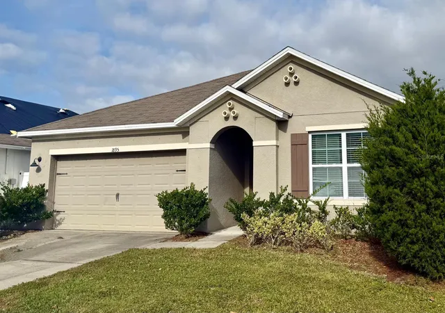 Homes for sale in Kissimmee, FL | 1895 Hickory Bluff Rd, Kissimmee, FL 34744 | MLS# S5142089