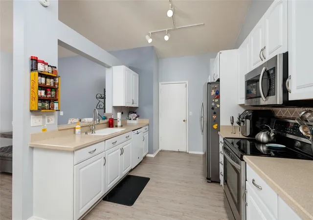 Photo 4 of Single family home for sale at 502 36th Street W, Palmetto, FL 34221 | MLS# TB8466425 | Listing updated on 2026-09-03