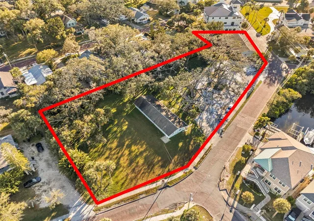 Photo 4 of Land for sale at 404 Canal St, Tarpon Springs, FL 34689 | MLS# W7882220 | Listing updated on 2026-01-22
