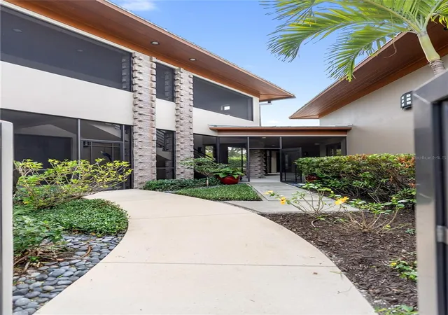 29th image of 1804 N Lake Shore Dr, Sarasota, FL 34231 | MLS# A4679067