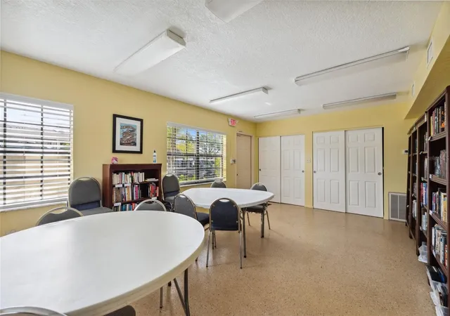 2nd image of 19505 Quesada Ave, PORT CHARLOTTE, FL 33948