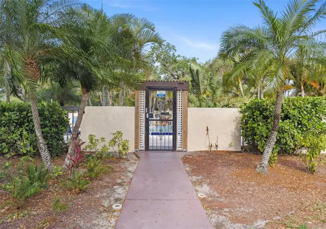 36th image of 19505 Quesada Ave #S208, Port Charlotte, FL 33948 | MLS# C7520563