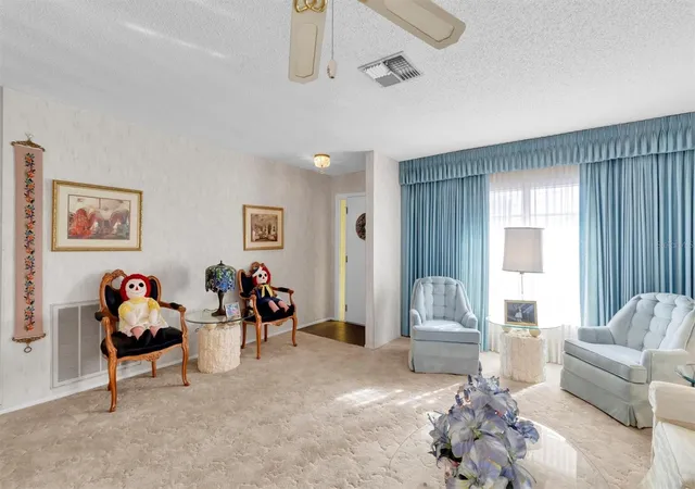 4th image of 10721 Footprint Ln, Port Richey, FL 34668 | MLS# W7882230