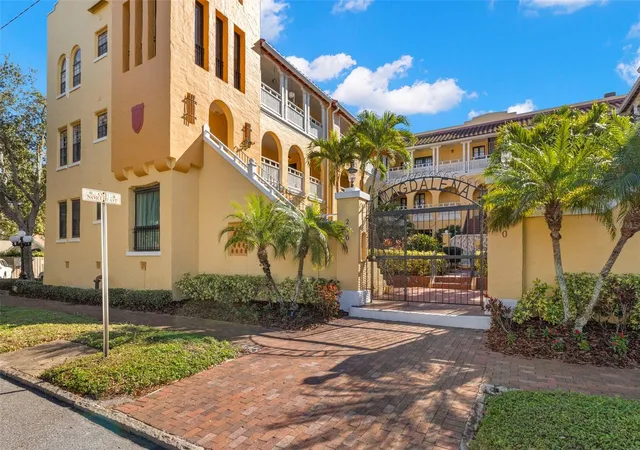 1st image of 210 22nd Avenue NE #15, Saint Petersburg, FL 33704 | MLS# TB8466730