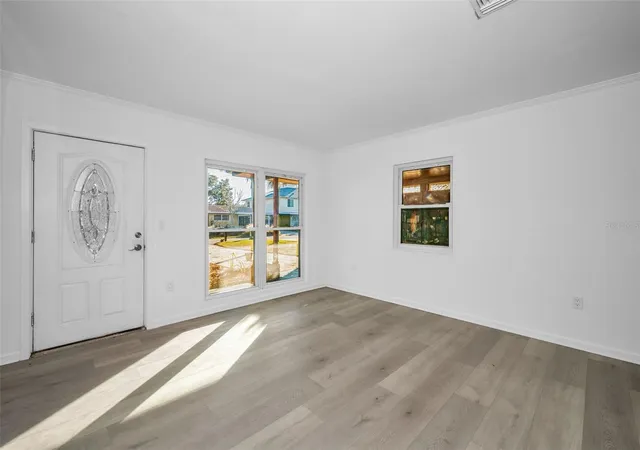 3rd image of 406 Orchid Ln, Palm Harbor, FL 34683 | MLS# TB8466778