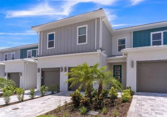 3rd image of 7842 Spectrum Dr, Reunion, FL 34747 | MLS# O6375537