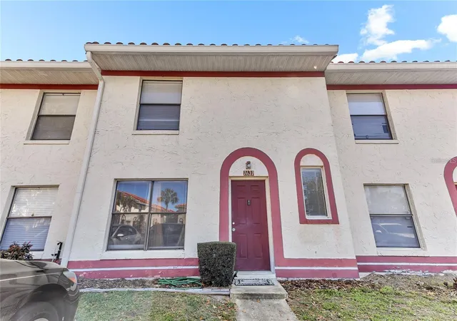 Photo 2 of Condo for sale at 1631 Little Fls Cir #92, Orlando, FL 32807 | MLS# S5142171 | Listing updated on 2026-09-08