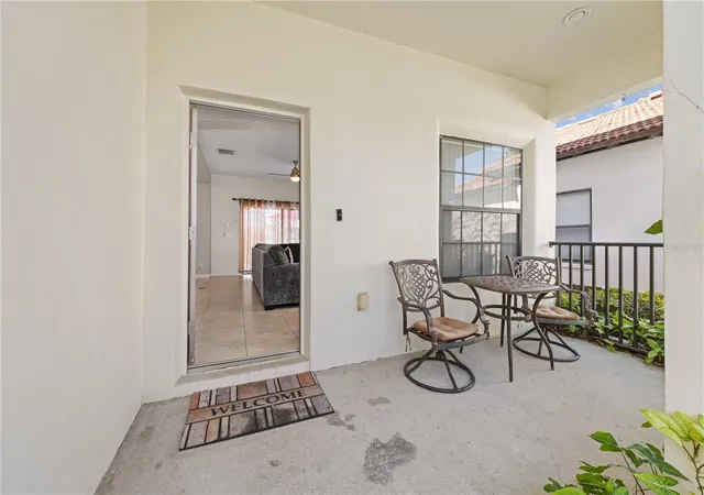 Photo 3 of Sale Pending at 114 Summer Pl Loop, Clermont, FL 34714 | MLS# O6375579 | Listing updated on 2026-10-14